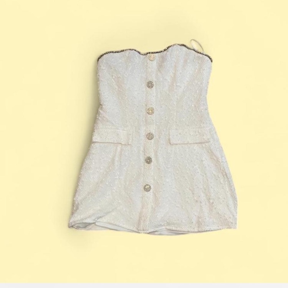 Elegant Strapless White Dress